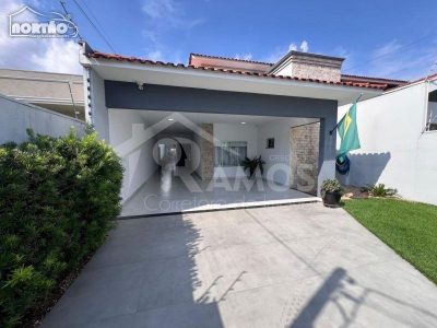 Casa, 3 quartos, 235 m² - Foto 1