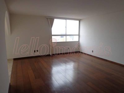 Apartamento, 3 quartos, 220 m² - Foto 1