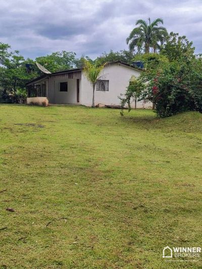 Chácara, 3 quartos, 2000 m² - Foto 1