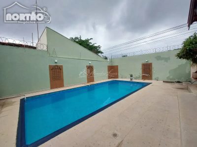 Casa, 6 quartos, 290 m² - Foto 1