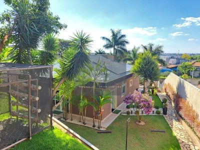 Casa, 3 quartos, 247 m² - Foto 3