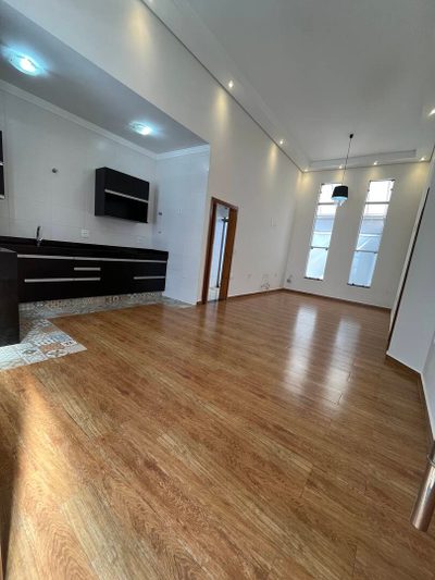 Casa, 3 quartos, 191 m² - Foto 2