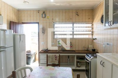 Casa, 8 quartos, 252 m² - Foto 3