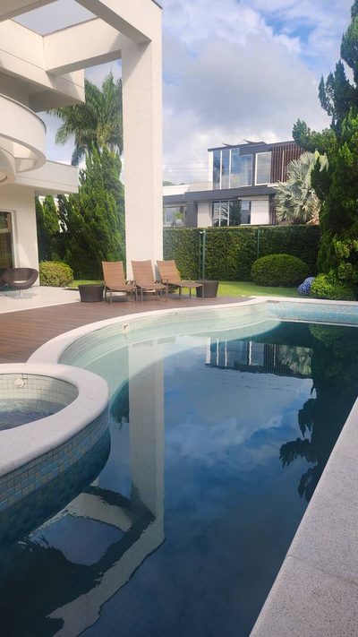 Casa, 5 quartos, 815 m² - Foto 1