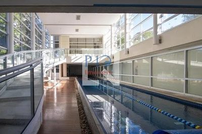 Apartamento, 3 quartos, 211 m² - Foto 2