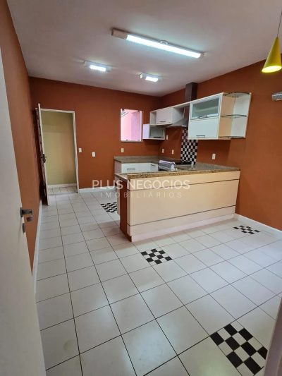 Casa, 3 quartos, 202 m² - Foto 4