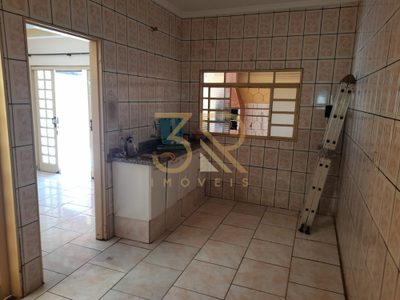 Casa, 1 quarto, 250 m² - Foto 2