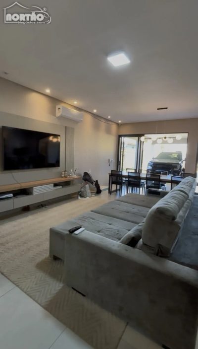 Casa, 3 quartos, 170 m² - Foto 3