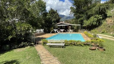 Casa, 6 quartos, 363 m² - Foto 1