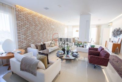 Sobrado, 4 quartos, 668 m² - Foto 1