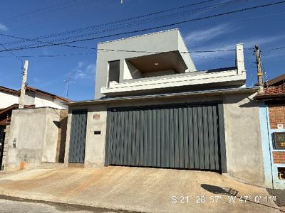 Casa, 3 quartos, 360 m² - Foto 1