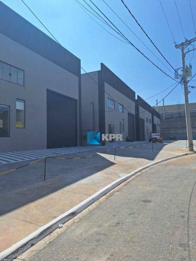 Depósito-Galpão, 650 m² - Foto 1