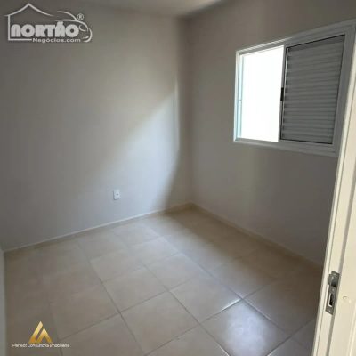 Casa, 3 quartos, 44 m² - Foto 2