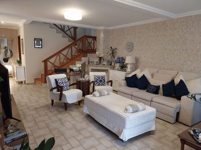 Casa, 3 quartos, 237 m² - Foto 3