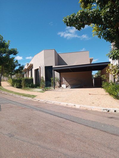 Casa, 3 quartos, 223 m² - Foto 1