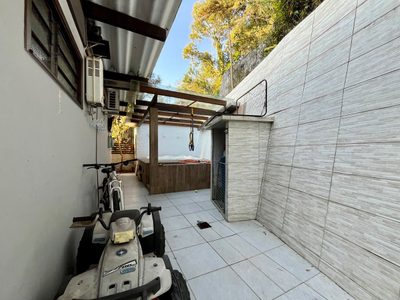 Casa, 3 quartos, 230 m² - Foto 4