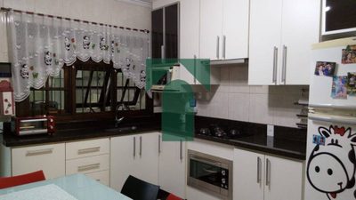 Sobrado, 3 quartos, 204 m² - Foto 1