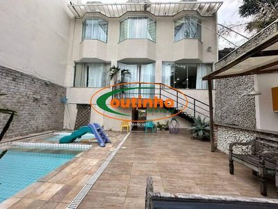 Casa, 5 quartos, 235 m² - Foto 2
