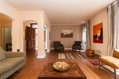 Casa, 3 quartos, 250 m² - Foto 2