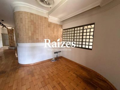 Casa, 3 quartos, 250 m² - Foto 2