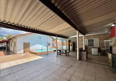 Casa, 3 quartos, 272 m² - Foto 2