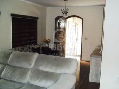 Casa, 3 quartos, 242 m² - Foto 4