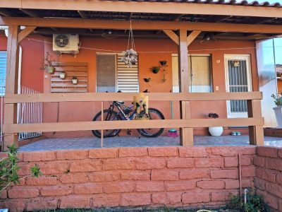 Casa, 2 quartos, 52 m² - Foto 1