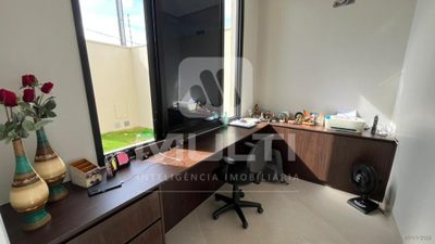 Casa, 3 quartos, 214 m² - Foto 3
