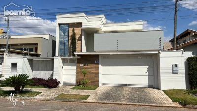Casa, 3 quartos, 284 m² - Foto 2