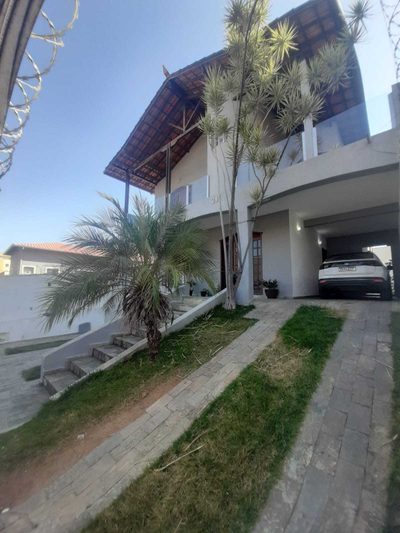 Casa, 4 quartos, 180 m² - Foto 2
