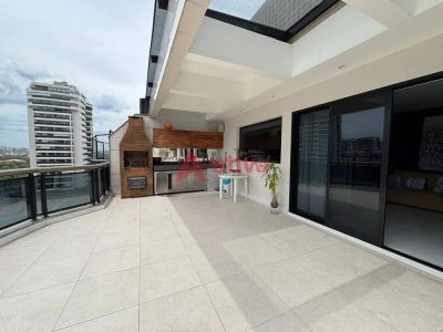 Cobertura, 3 quartos, 224 m² - Foto 2