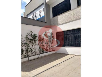 Sobrado, 5 quartos, 180 m² - Foto 1