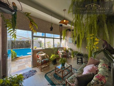 Casa, 4 quartos, 254 m² - Foto 1