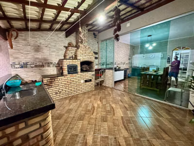 Casa, 3 quartos, 225 m² - Foto 1