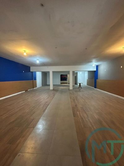 Prédio Inteiro, 332 m² - Foto 1