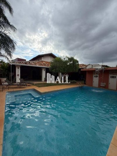 Casa, 4 quartos, 527 m² - Foto 1