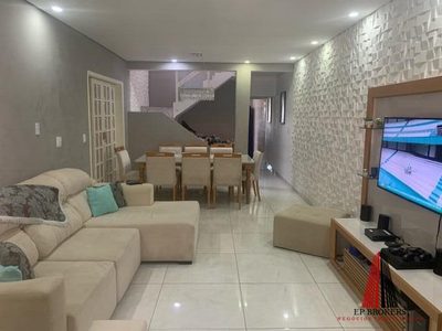 Casa, 4 quartos, 180 m² - Foto 2