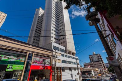 Apartamento, 3 quartos, 140 m² - Foto 2
