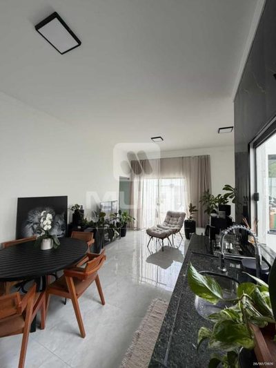 Casa, 3 quartos, 76 m² - Foto 1