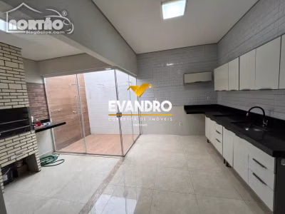 Casa, 2 quartos, 85 m² - Foto 1