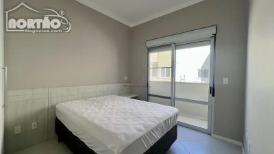 Casa, 4 quartos, 178 m² - Foto 3