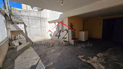 Casa, 2 quartos, 210 m² - Foto 1