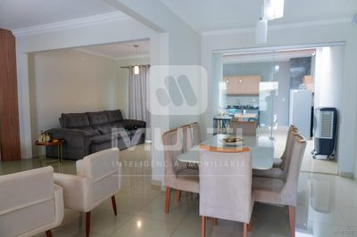 Casa, 3 quartos, 161 m² - Foto 1