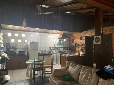 Casa, 3 quartos, 180 m² - Foto 2
