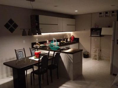 Casa, 2 quartos, 95 m² - Foto 1