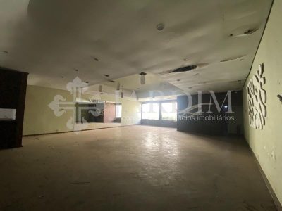 Prédio Inteiro, 330 m² - Foto 2