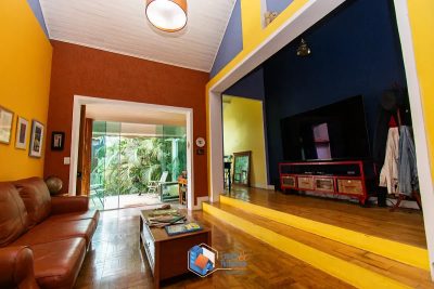 Casa, 3 quartos, 222 m² - Foto 1