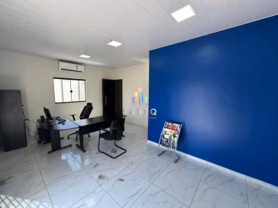 Casa, 3 quartos, 300 m² - Foto 1