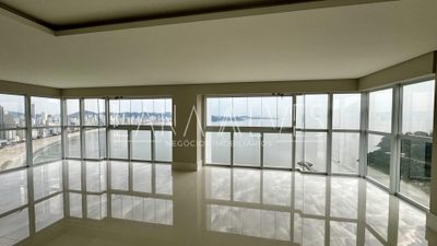 Apartamento, 4 quartos, 237 m² - Foto 1