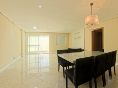 Apartamento, 3 quartos, 146 m² - Foto 1